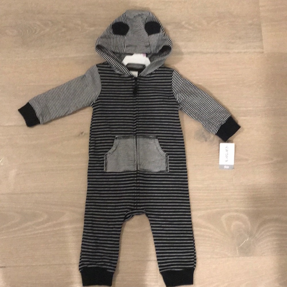 NWT! Carters zip up onesie